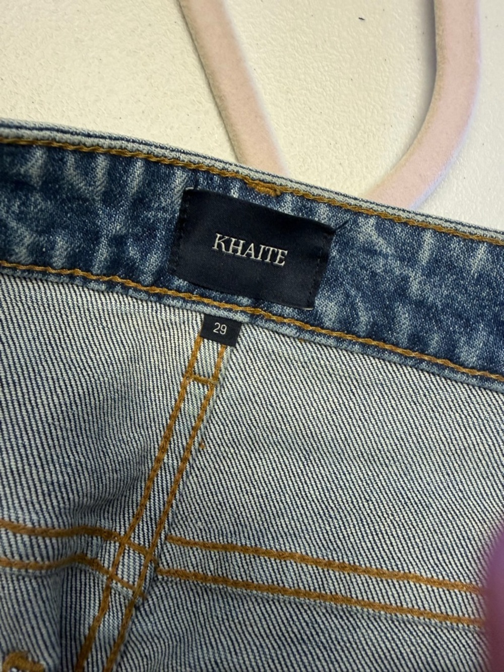 KHAITE
Abigail Stretch cropped high-rise straight-leg jeans
Color: Light denim - Picture 8 of 11
